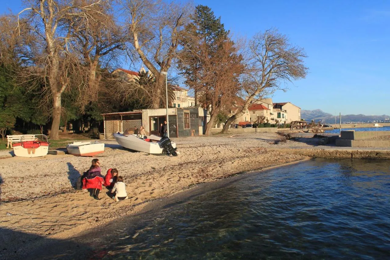 Apartments By The Sea Kastel Luksic, Kastela - 21921 Croatia