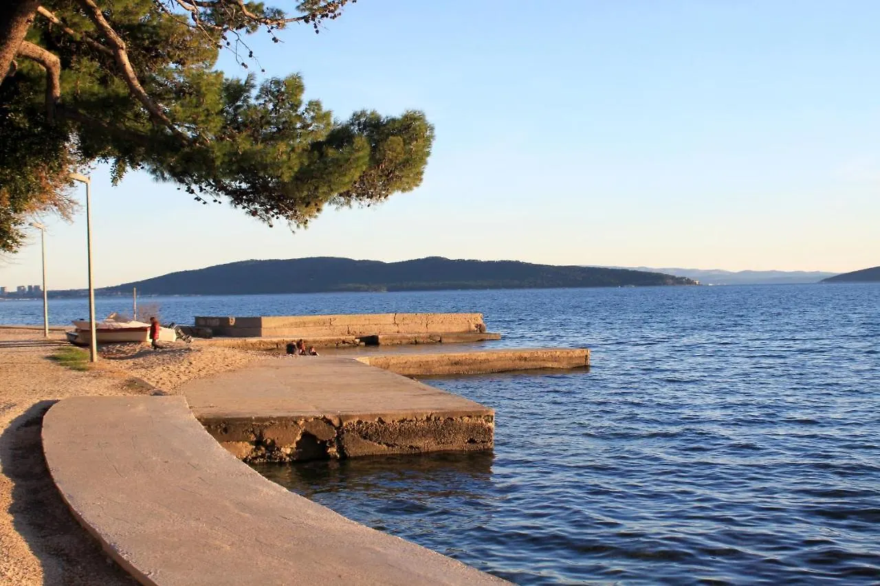 Apartments By The Sea Kastel Luksic, Kastela - 21921